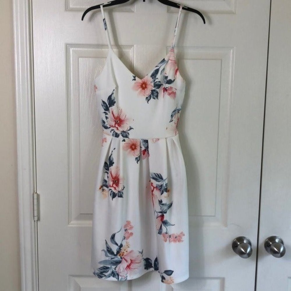 Beautiful Monteau Summer Dress Small
